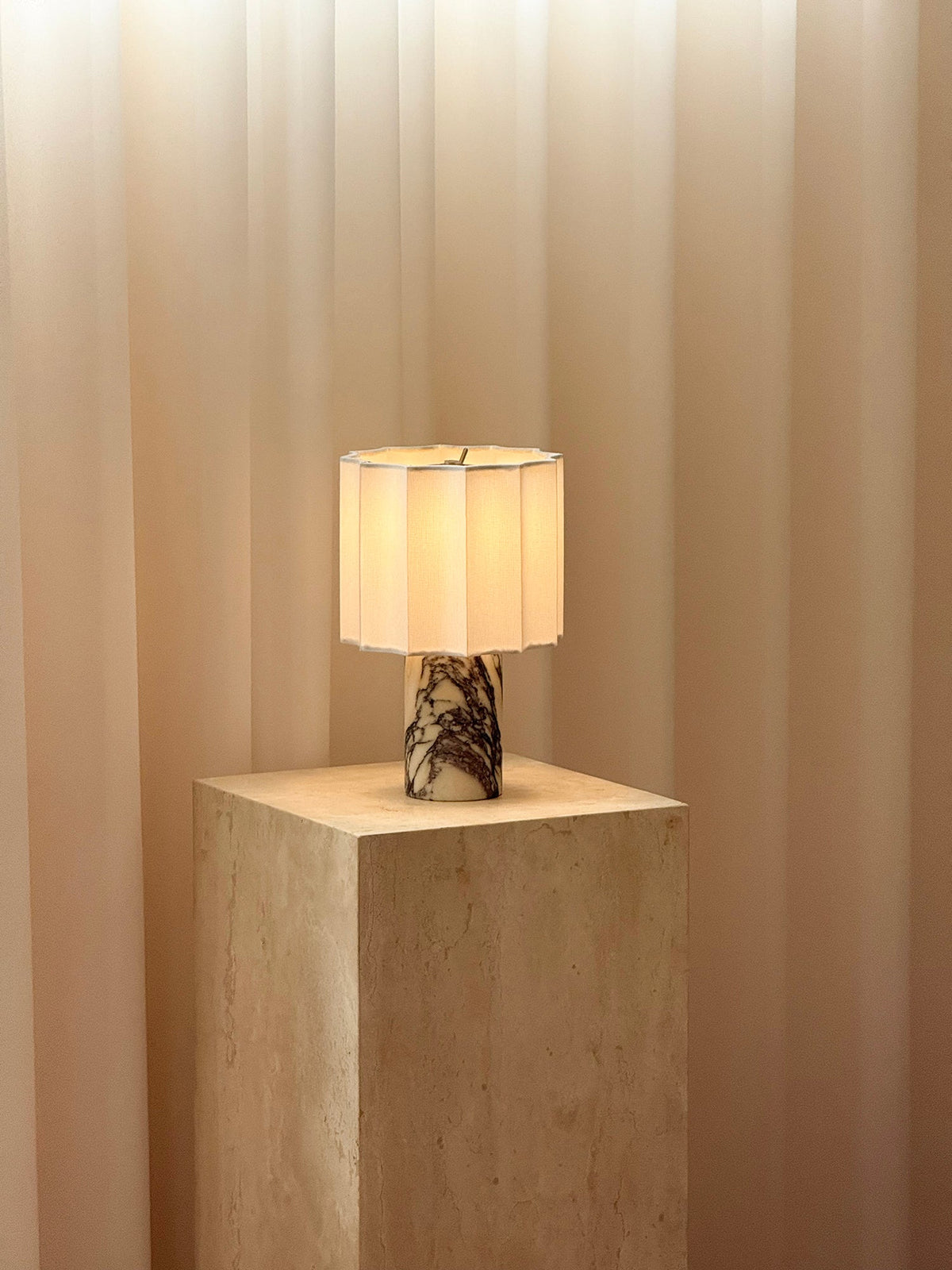 Valli Table Lamp (Built-in Battery)