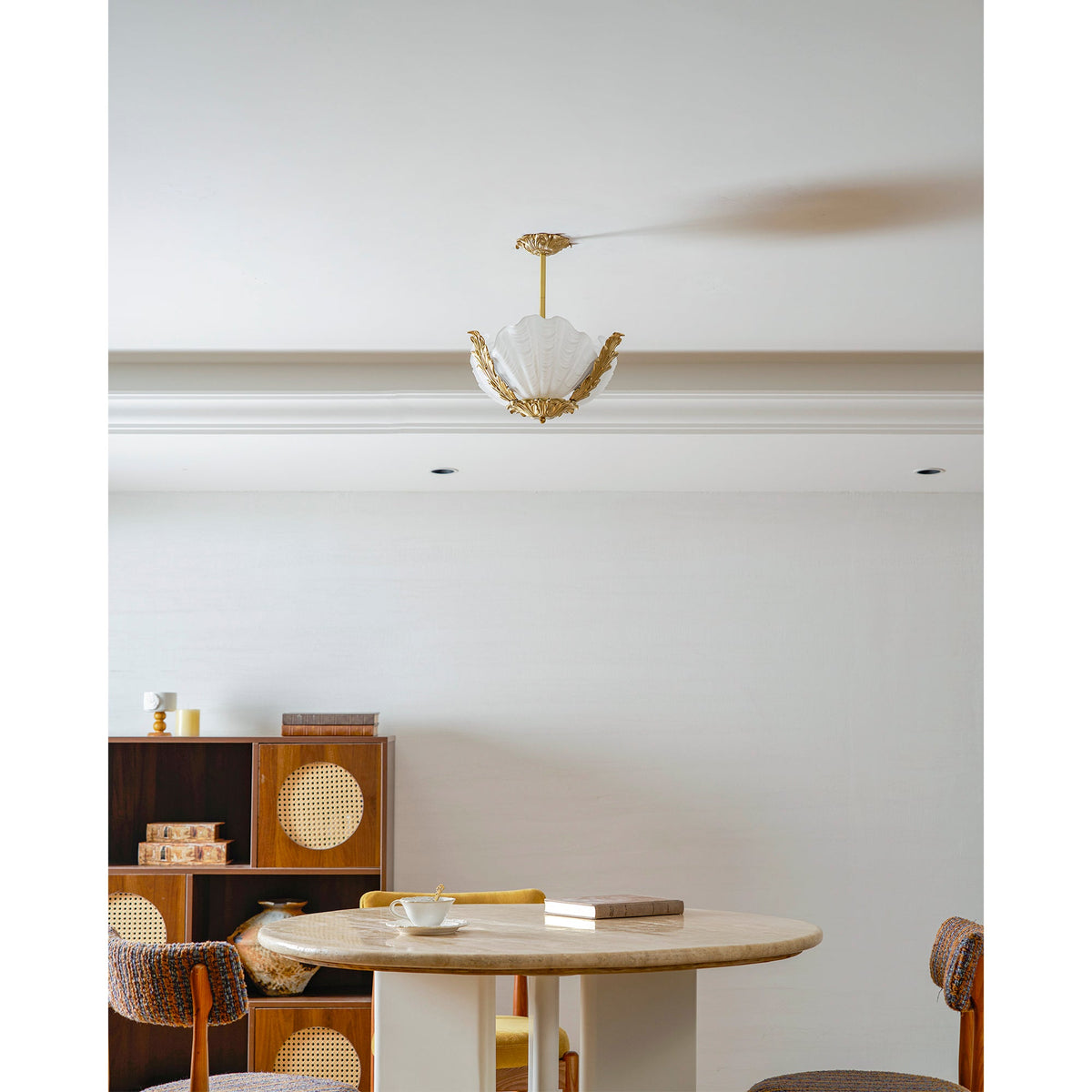 Velmira Shell Ceiling Lamp