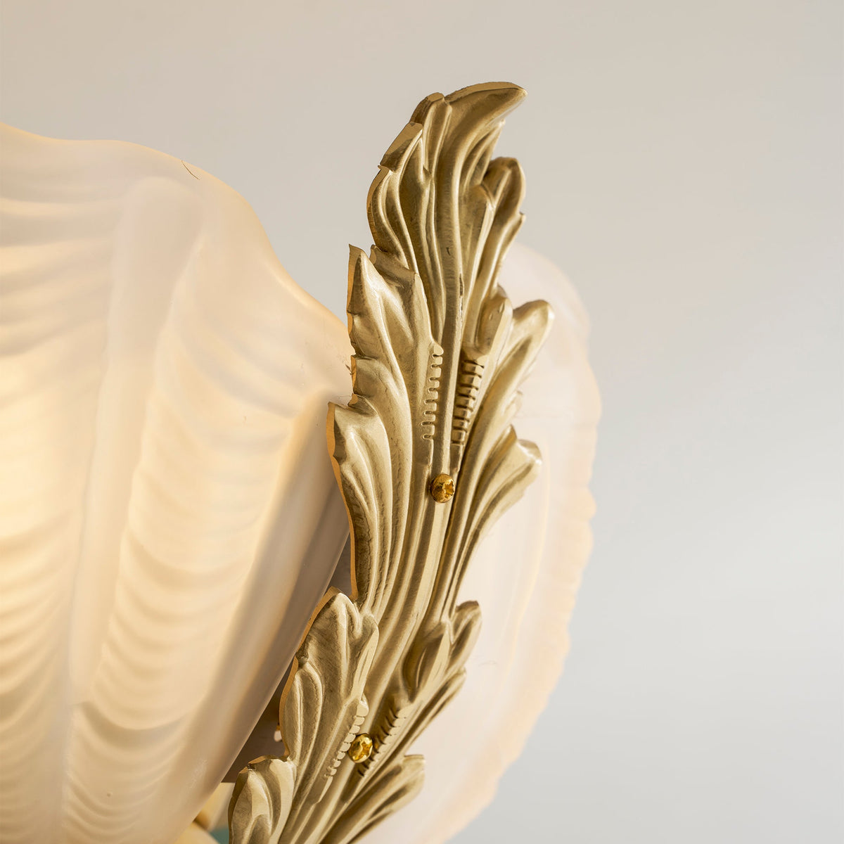 Velmira Shell Ceiling Lamp