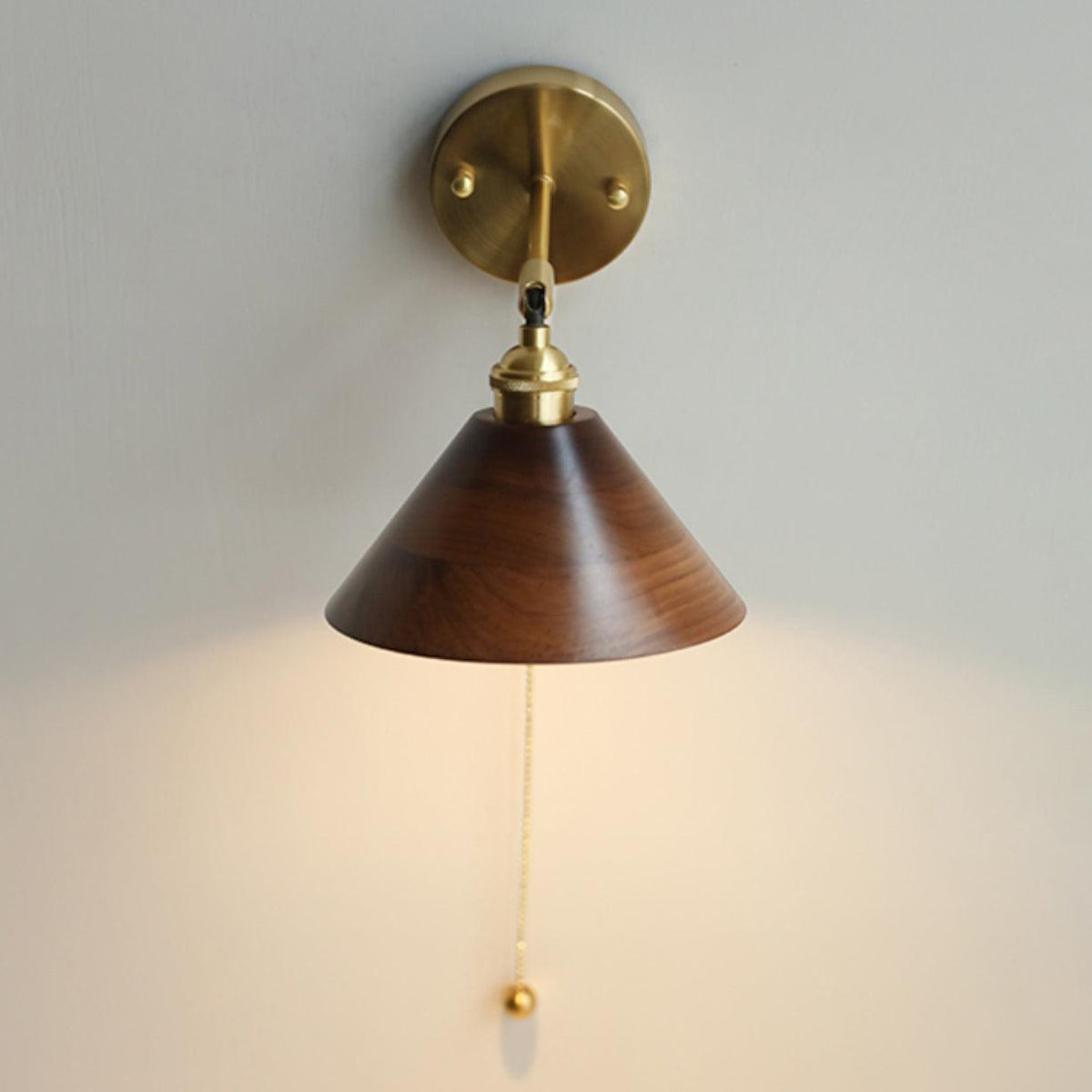 Vintage Wood Wall Sconces Model B Size: ? 7.1″ x H 5.5″ / Dia 18cm x H 14cm / Brass + Black Walnut Wood Wall lamp