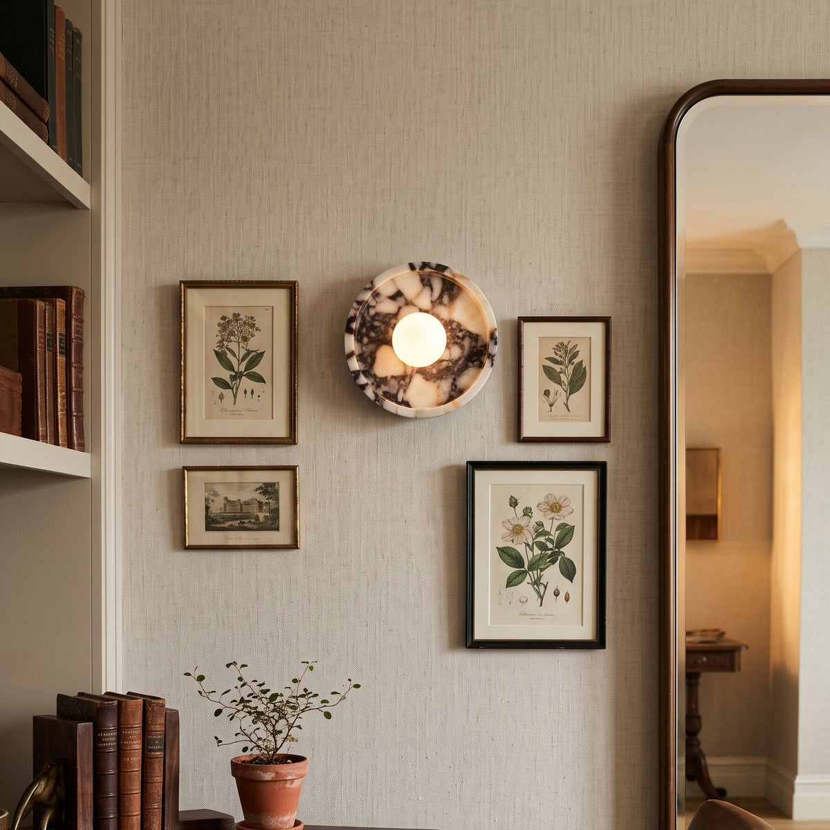 Viola Disc Wall Lamp