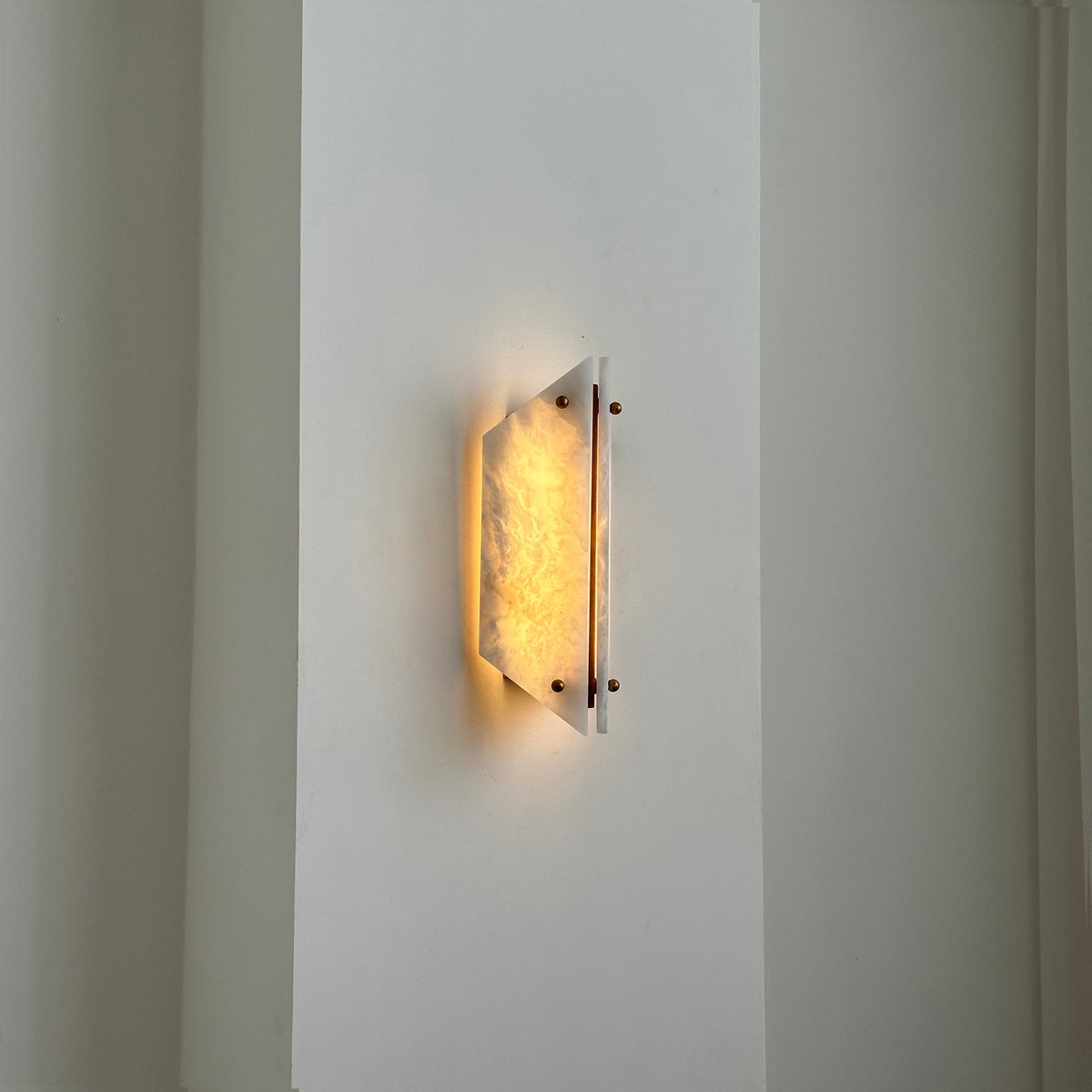 Vivien Stone Wall Lamp