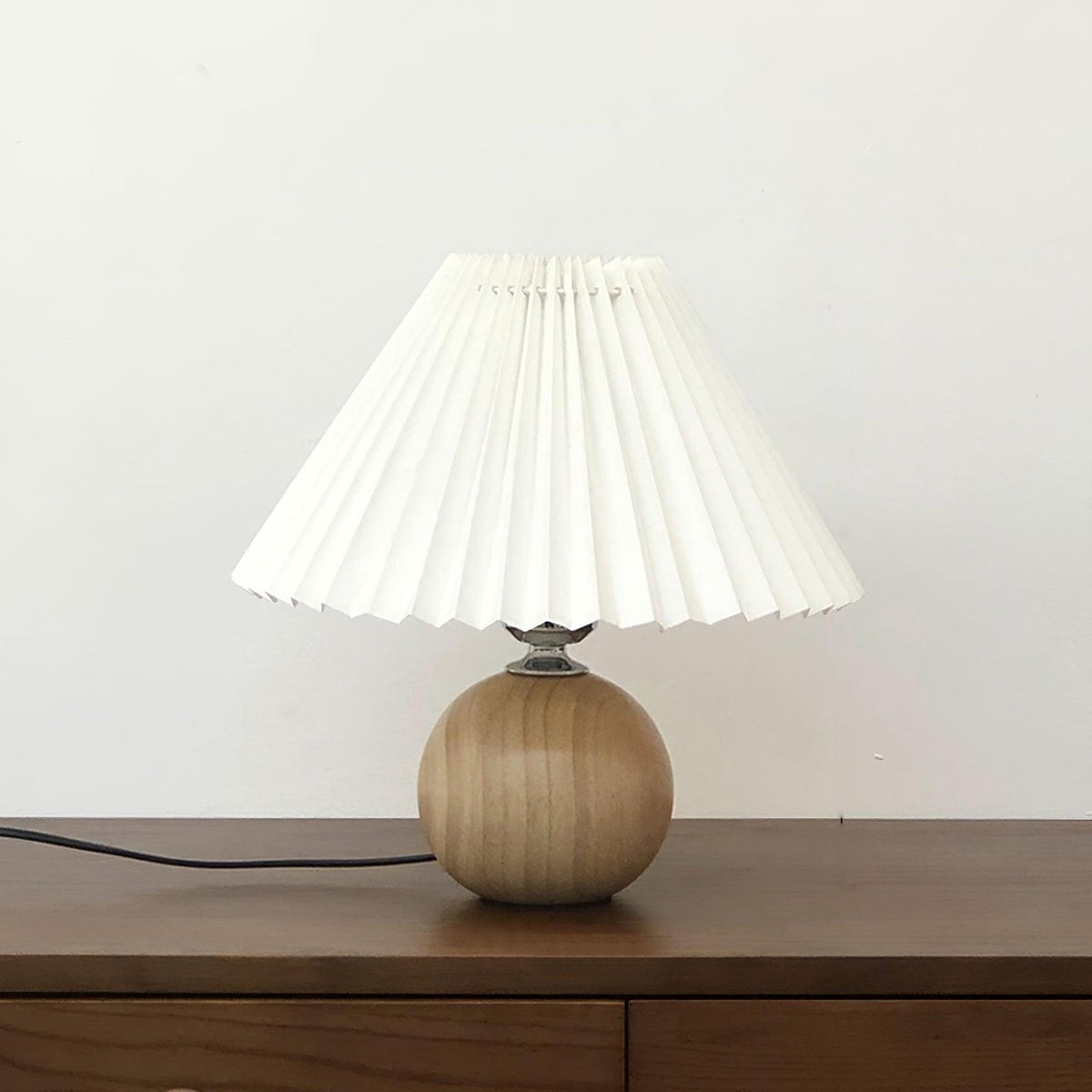 Wooden Pleated Table Lamp ? 11″ x H 11.8″ / Dia 28cm x H 30cm / Natural wood + White / US Plug Table lamp
