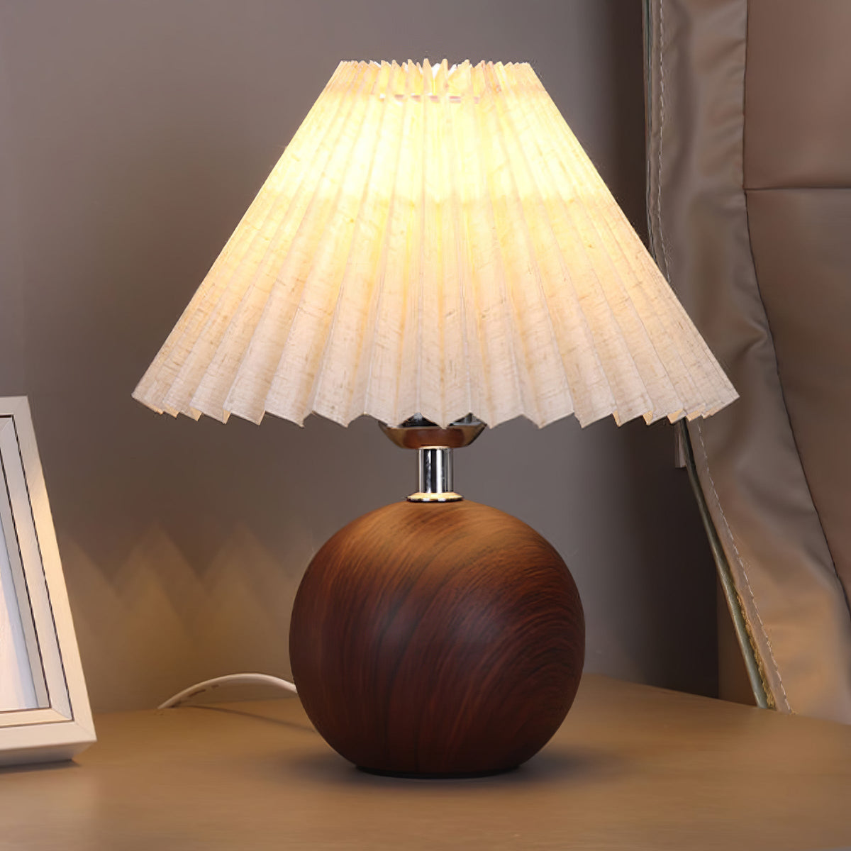 Wooden Pleated Table Lamp Table lamp