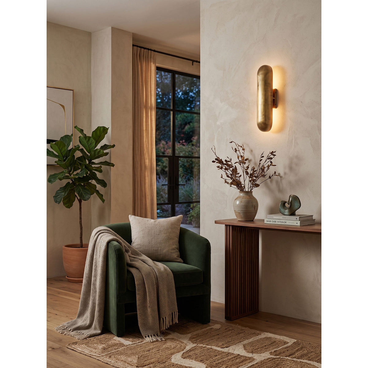 Dax Brass Wall Lamp