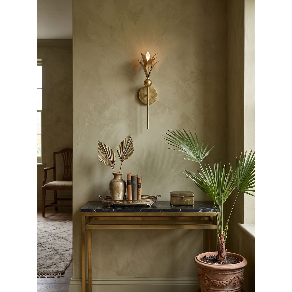Paloma Wall Lamp