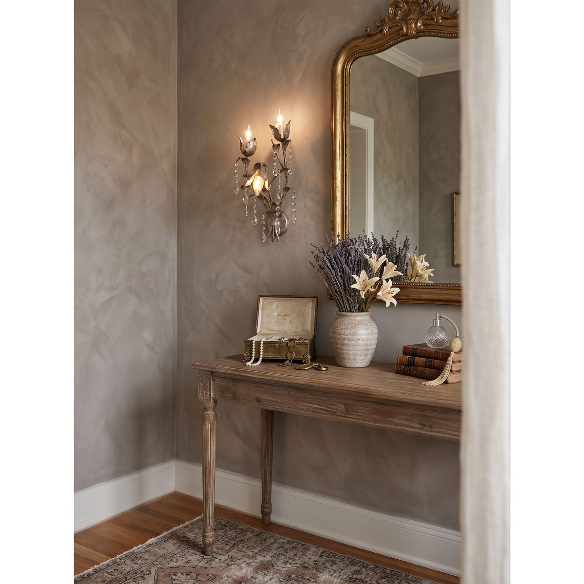 Viticcio Wall Lamp